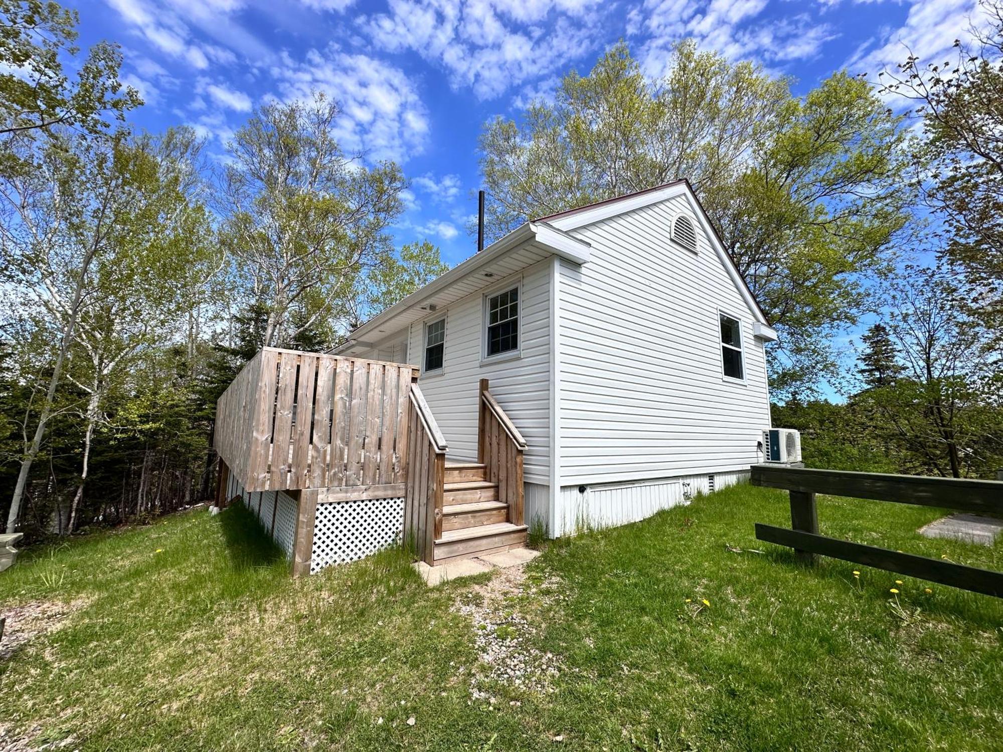 Skyline Cabins Ингониш Екстериор снимка
