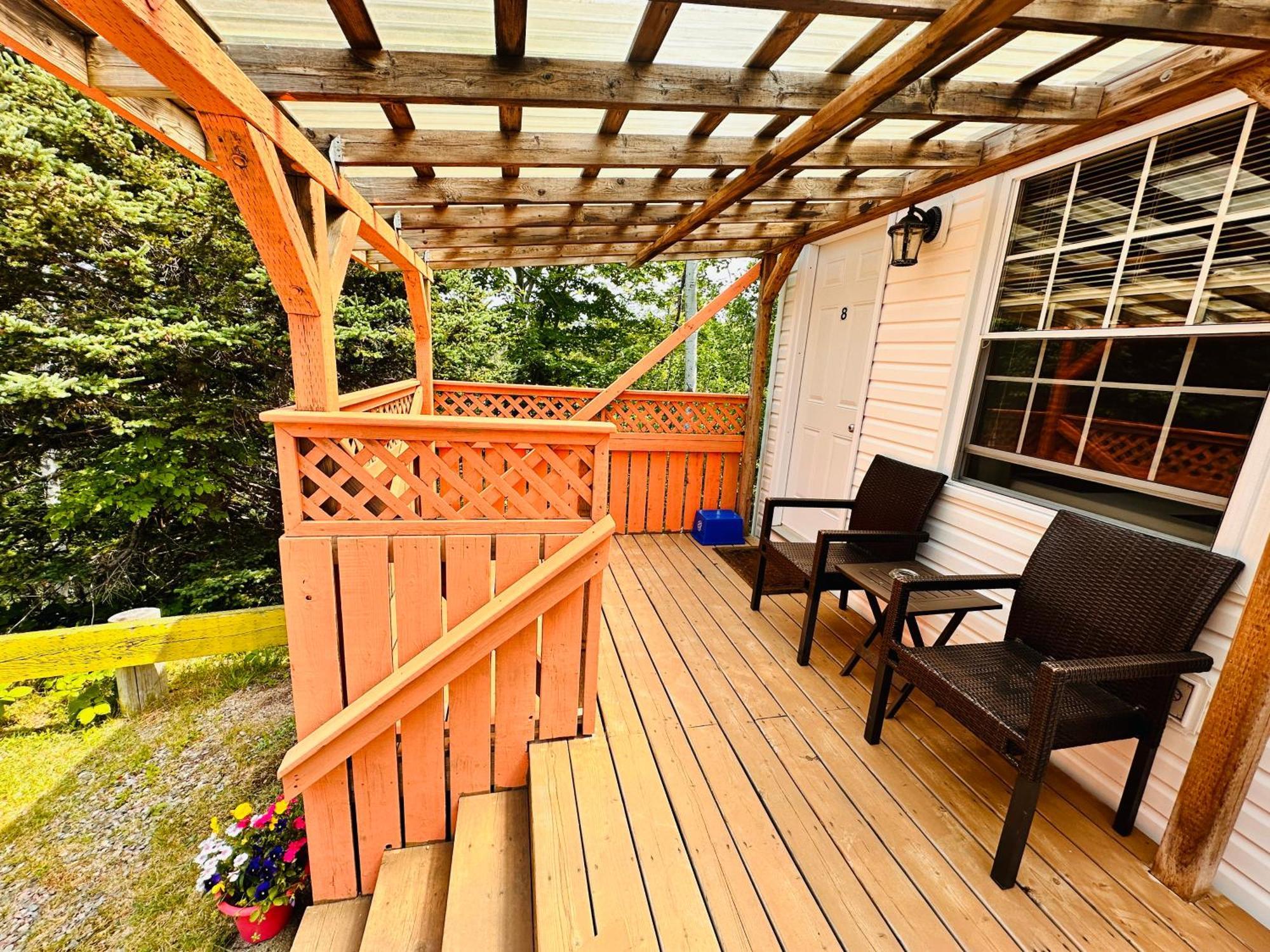 Skyline Cabins Ингониш Екстериор снимка